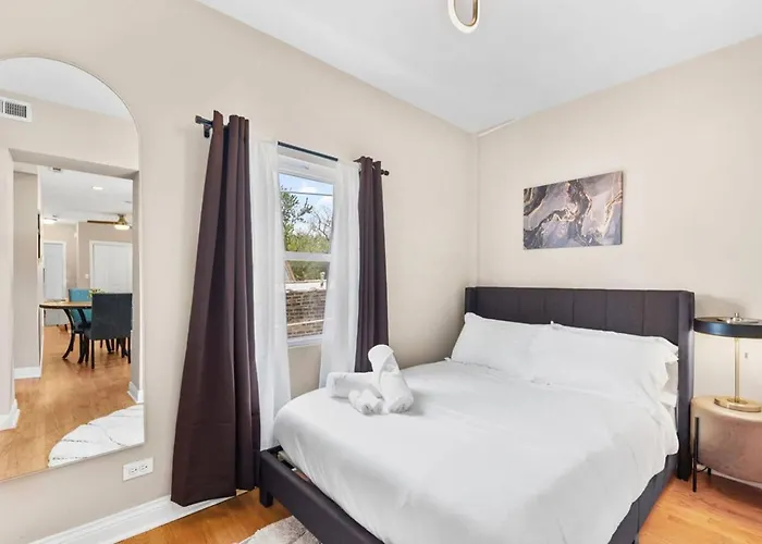Apartamento The Bucklogan Nest Sleeps 6 Walk To Blue Line -