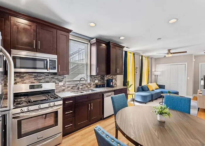Apartamento The Bucklogan Nest Sleeps 6 Walk To Blue Line - *